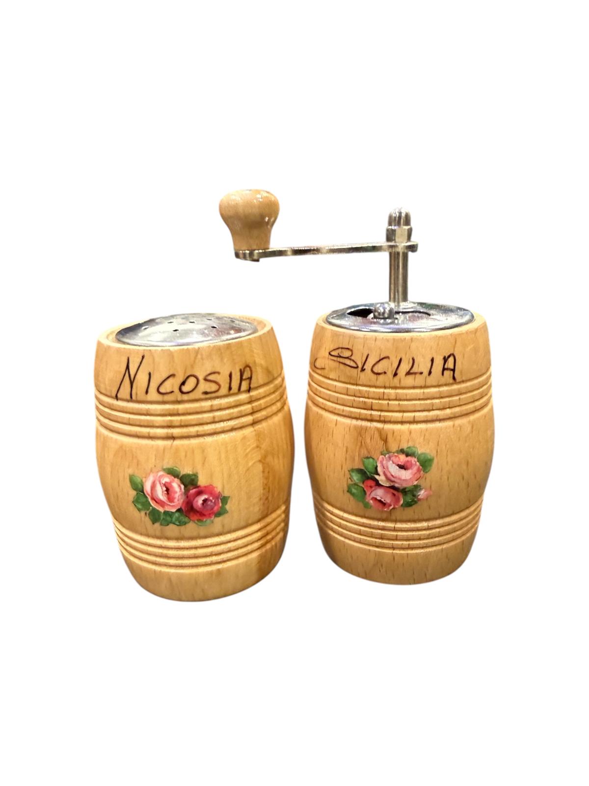 Set Sale e Pepe Artigianali “Nicosia di Sicilia” – 2 Pezzi Decorativi 10 cm